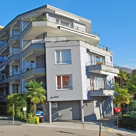 Double Modern-6 By Interhome